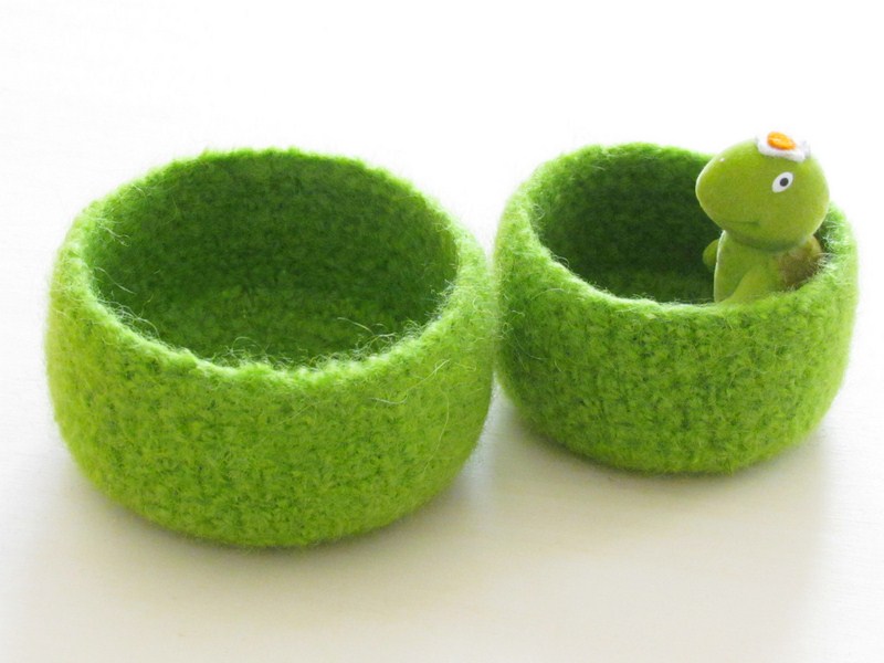 Green Felted Bowl - Bright Colors - Cozy Gift - Set Of Two Nesting Bowls